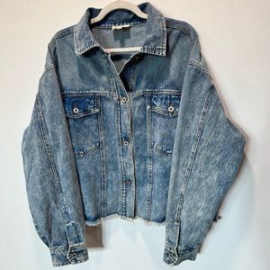 Umgee Womens Denim Y2K 90’s Cropped Raw Hem Trucker Jean Jacket size 1XL